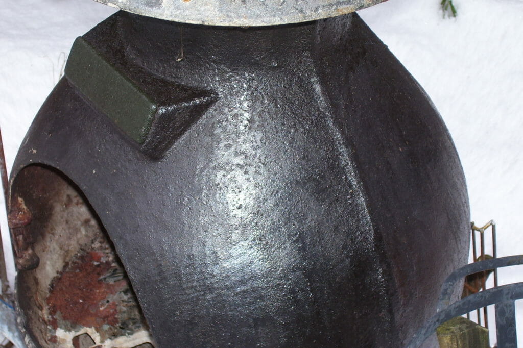 Remove rust from cast iron with ferrocon